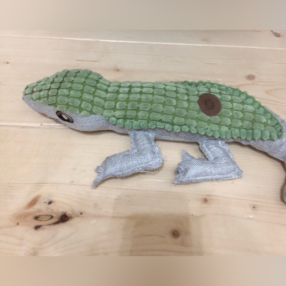 3/$15❤️ AKC squeaky crocodile pet toy NWOT length 15.5” - Picture 5 of 5
